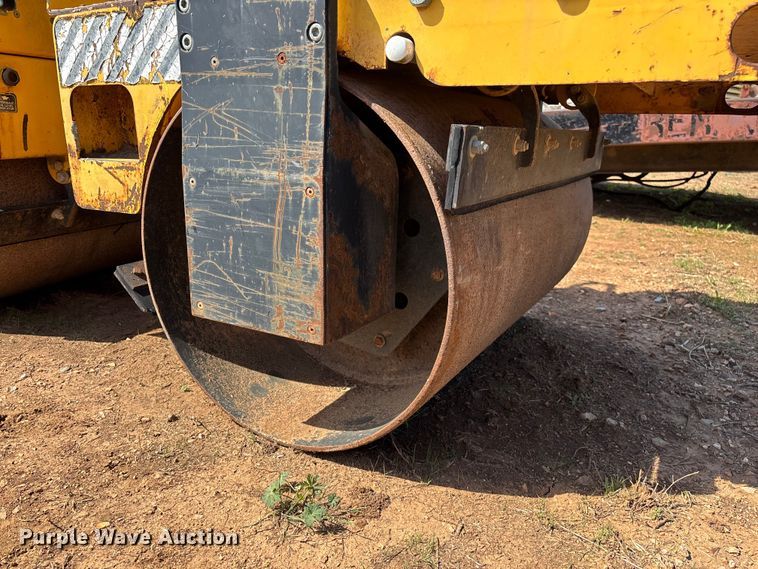 image for item EO4167 MultiQuip AR-13 G double drum roller