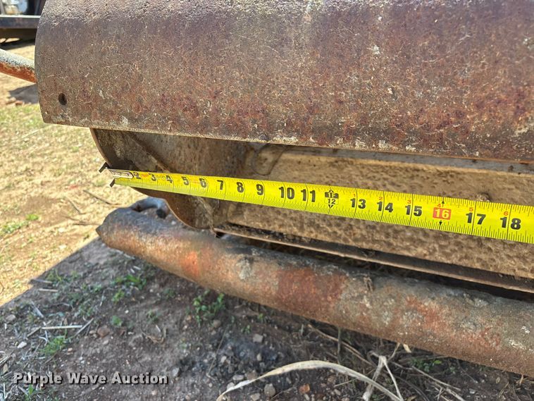 image for item EO4171 Concrete crane bucket