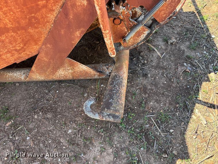 image for item EO4171 Concrete crane bucket