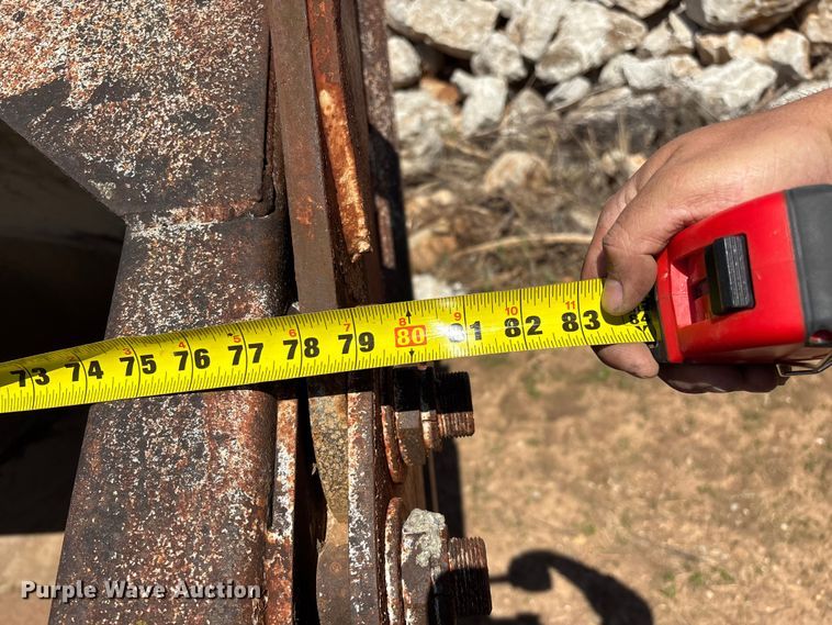 image for item EO4171 Concrete crane bucket