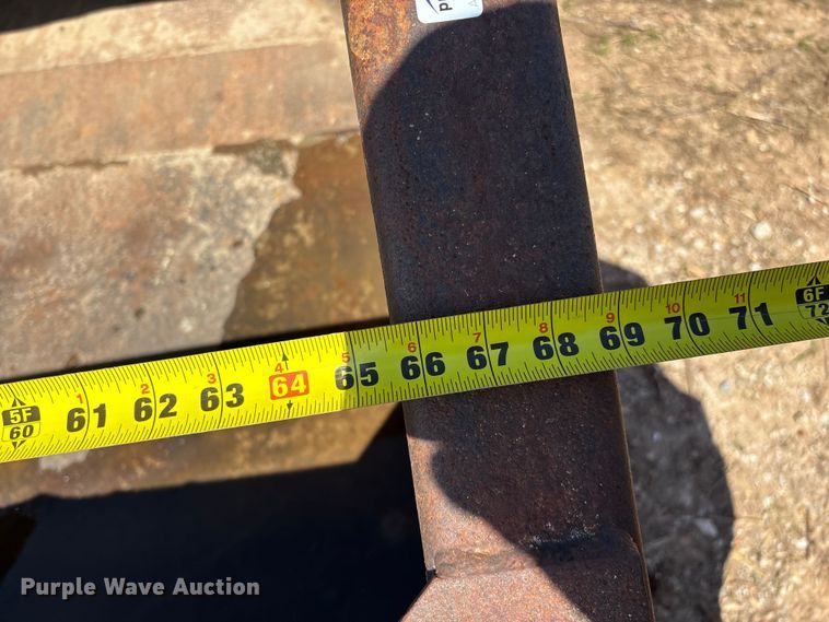 image for item EO4171 Concrete crane bucket