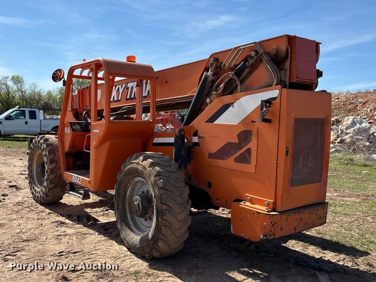 image for item EO4173 Sky Trak 8042 telehandler