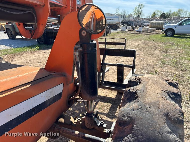 image for item EO4173 Sky Trak 8042 telehandler