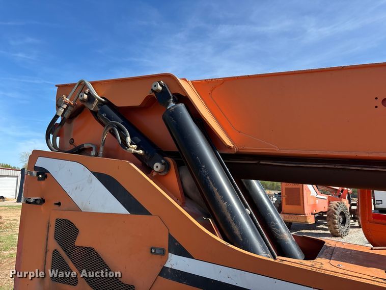 image for item EO4173 Sky Trak 8042 telehandler