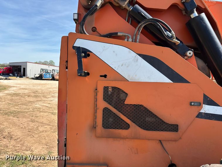 image for item EO4173 Sky Trak 8042 telehandler