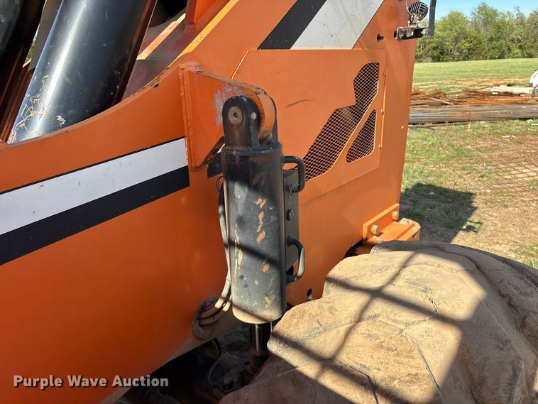 image for item EO4173 Sky Trak 8042 telehandler