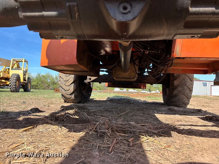 image for item EO4173 Sky Trak 8042 telehandler