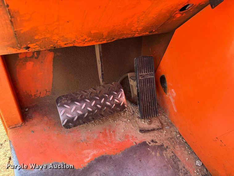 image for item EO4173 Sky Trak 8042 telehandler