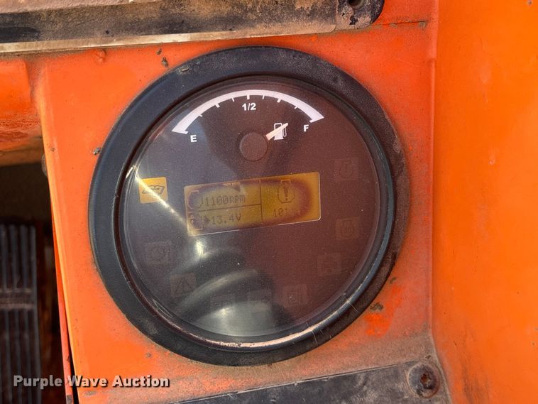 image for item EO4173 Sky Trak 8042 telehandler