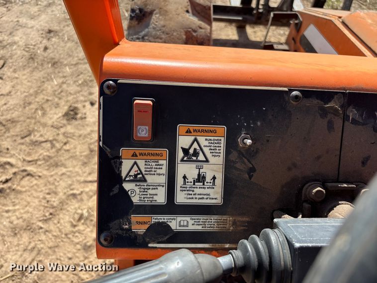 image for item EO4173 Sky Trak 8042 telehandler