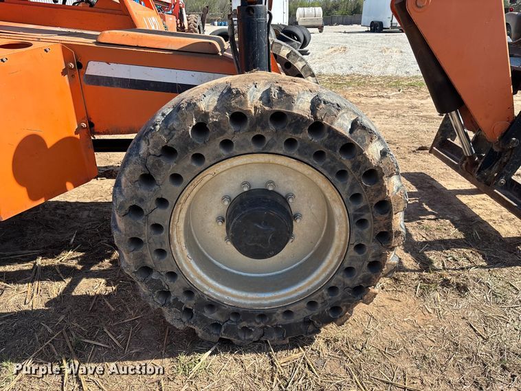 image for item EO4173 Sky Trak 8042 telehandler