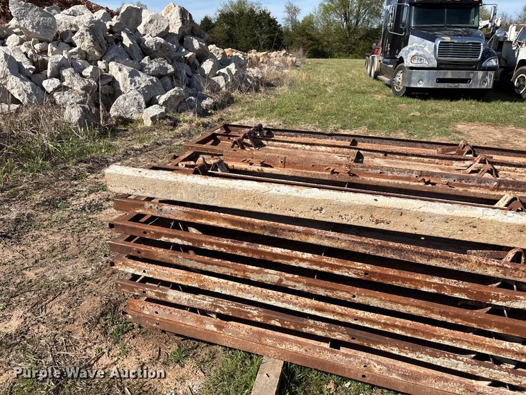 image for item EO4174 Approximately (33) curb concrete forms