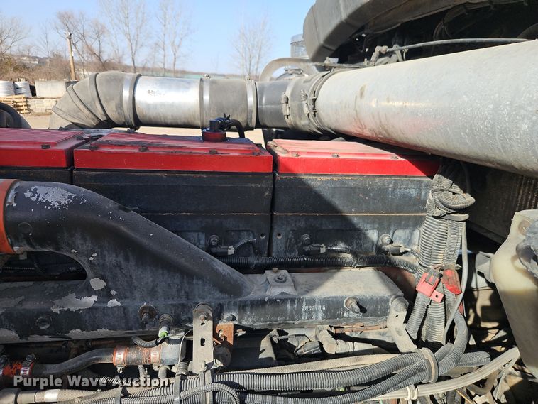 image for item EO7017 2000 Kenworth W900 semi truck