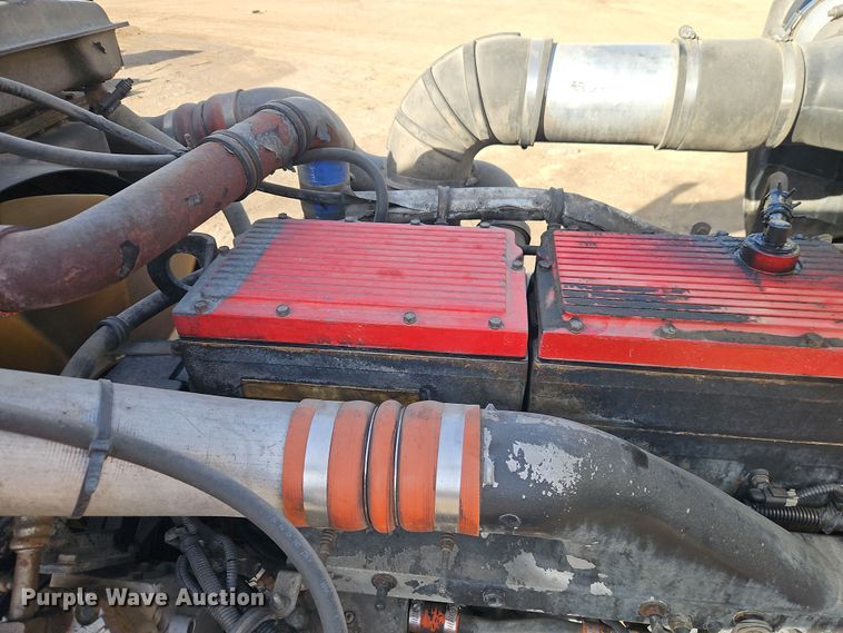 image for item EO7017 2000 Kenworth W900 semi truck