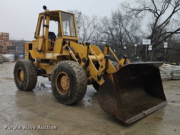 image for item EO7057 1973 Caterpillar 930 wheel loader