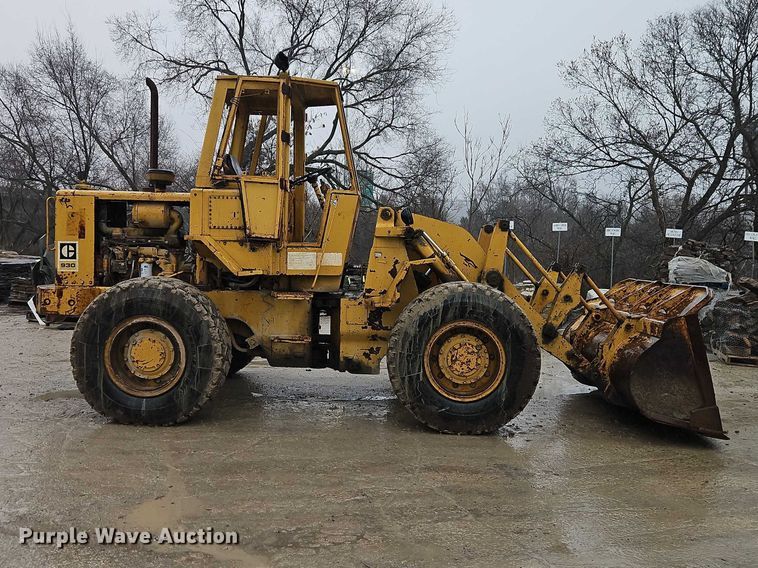 image for item EO7057 1973 Caterpillar 930 wheel loader