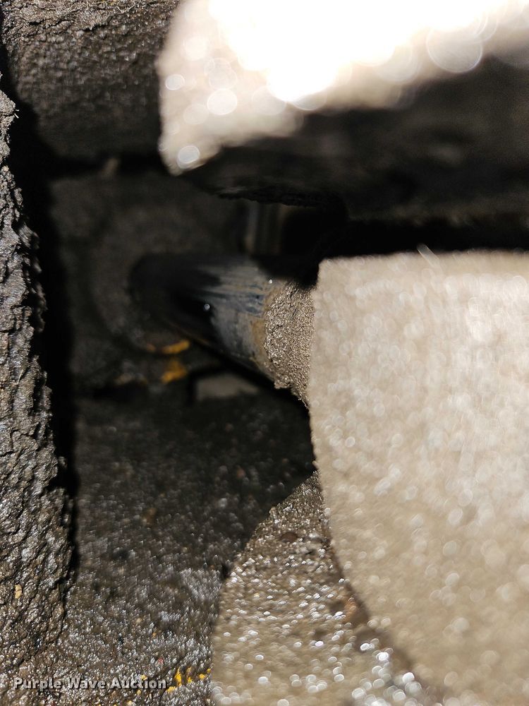 image for item EO7057 1973 Caterpillar 930 wheel loader