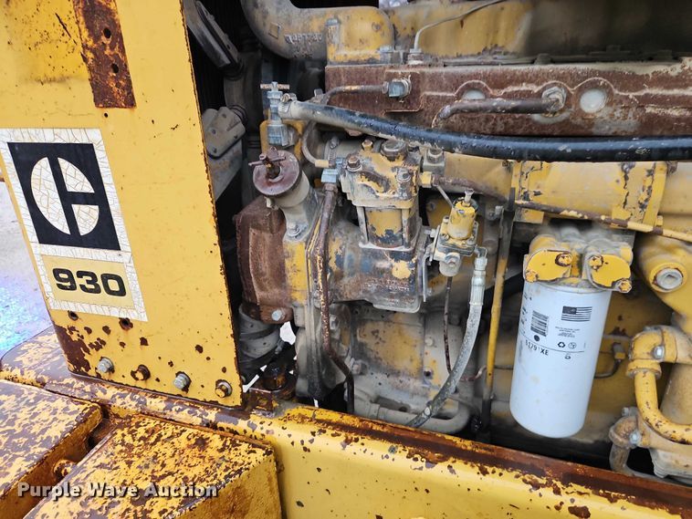 image for item EO7057 1973 Caterpillar 930 wheel loader