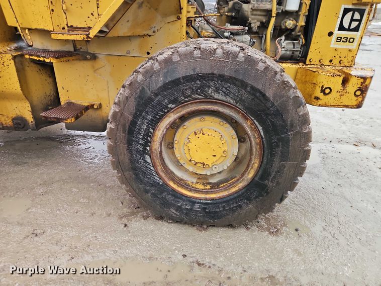 image for item EO7057 1973 Caterpillar 930 wheel loader
