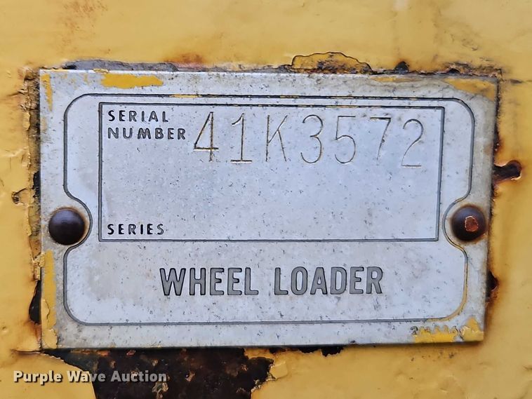 image for item EO7057 1973 Caterpillar 930 wheel loader