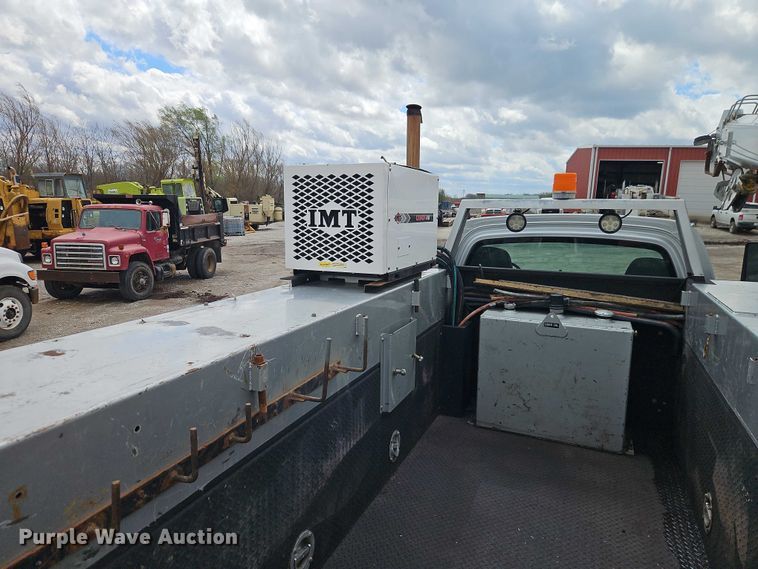 image for item EO7200 2009 GMC C7500 utility / service truck