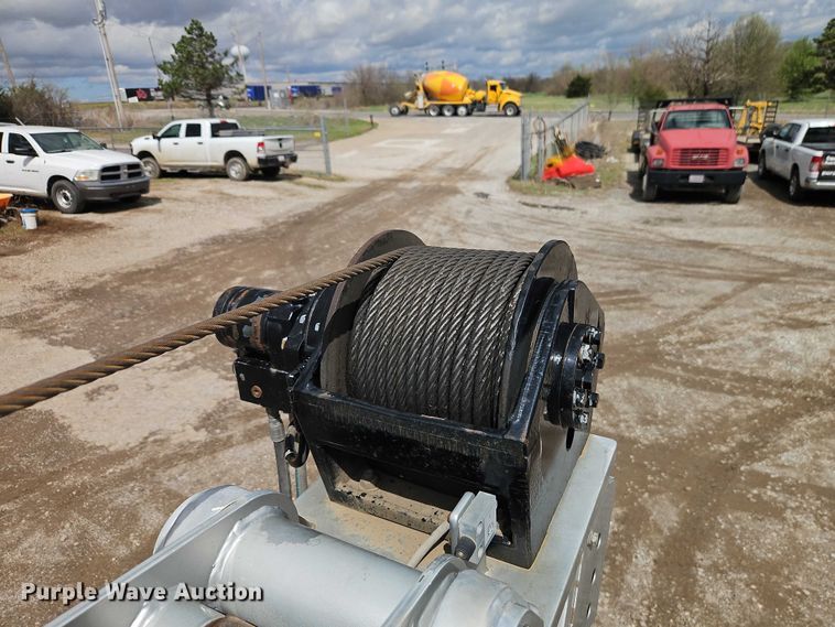 image for item EO7200 2009 GMC C7500 utility / service truck