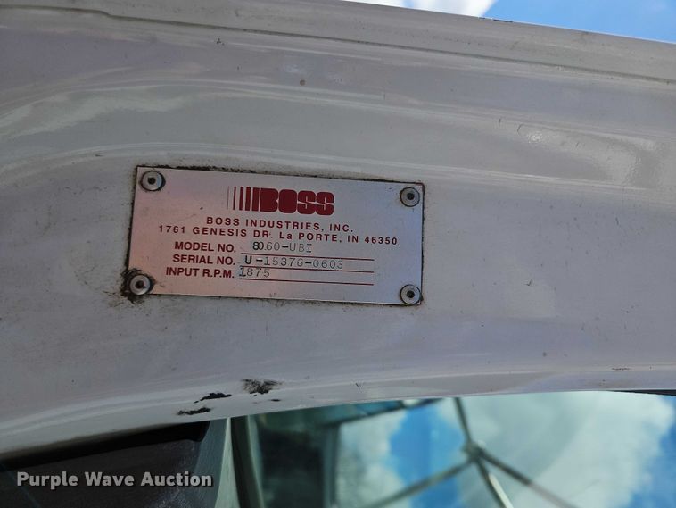 image for item EO7201 2004 Ford F750 Super Duty utility / service truck