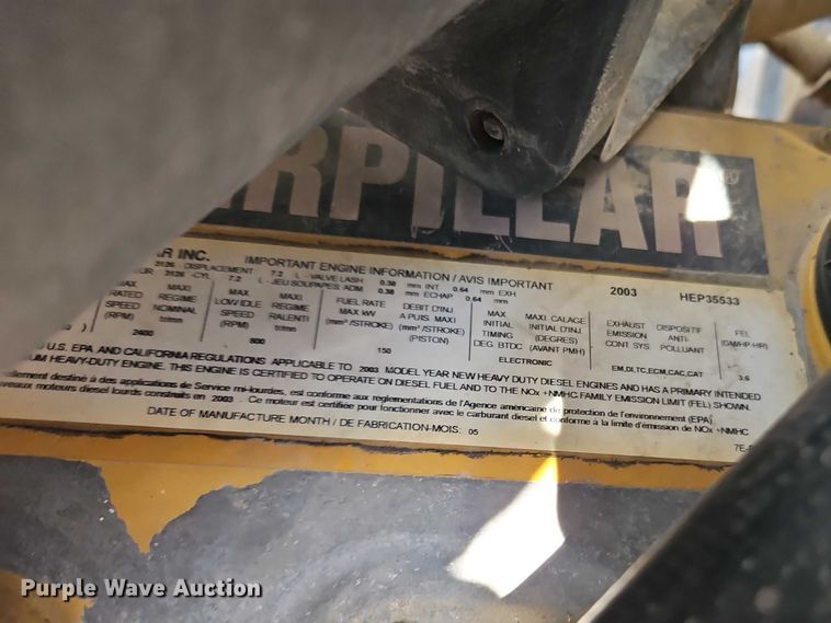 image for item EO7201 2004 Ford F750 Super Duty utility / service truck