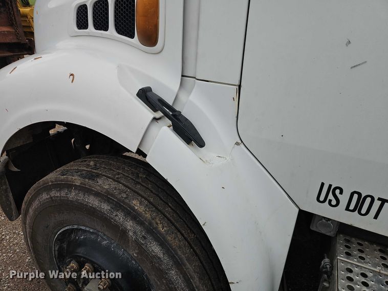 image for item EO7202 2001 Sterling Acterra utility / service truck