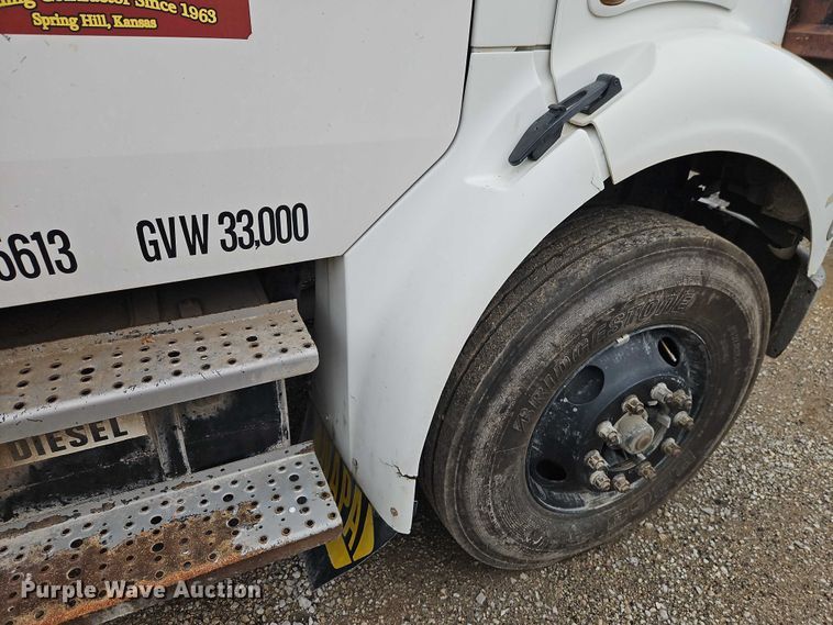 image for item EO7202 2001 Sterling Acterra utility / service truck