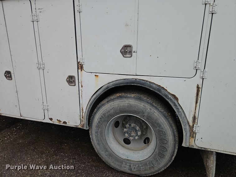 image for item EO7202 2001 Sterling Acterra utility / service truck