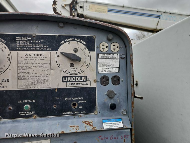 image for item EO7202 2001 Sterling Acterra utility / service truck