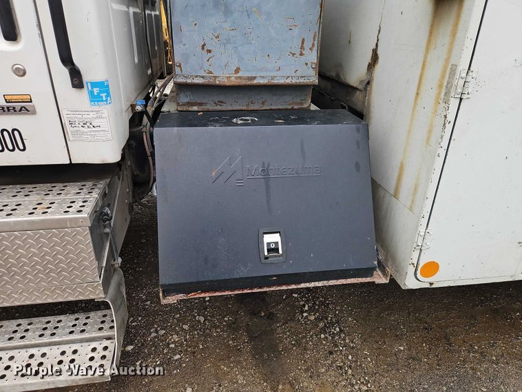 image for item EO7202 2001 Sterling Acterra utility / service truck