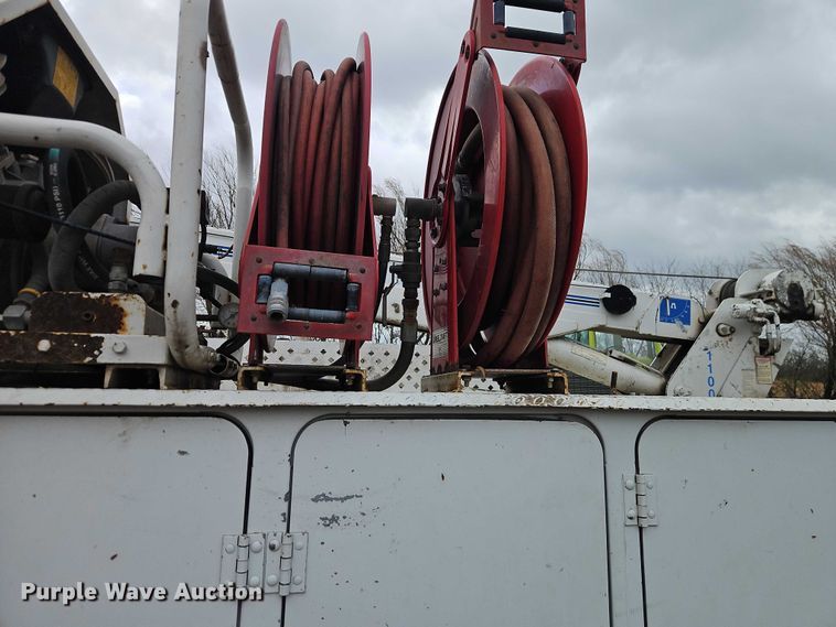 image for item EO7202 2001 Sterling Acterra utility / service truck