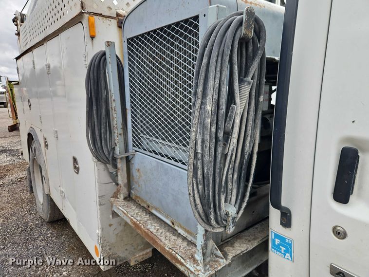 image for item EO7202 2001 Sterling Acterra utility / service truck