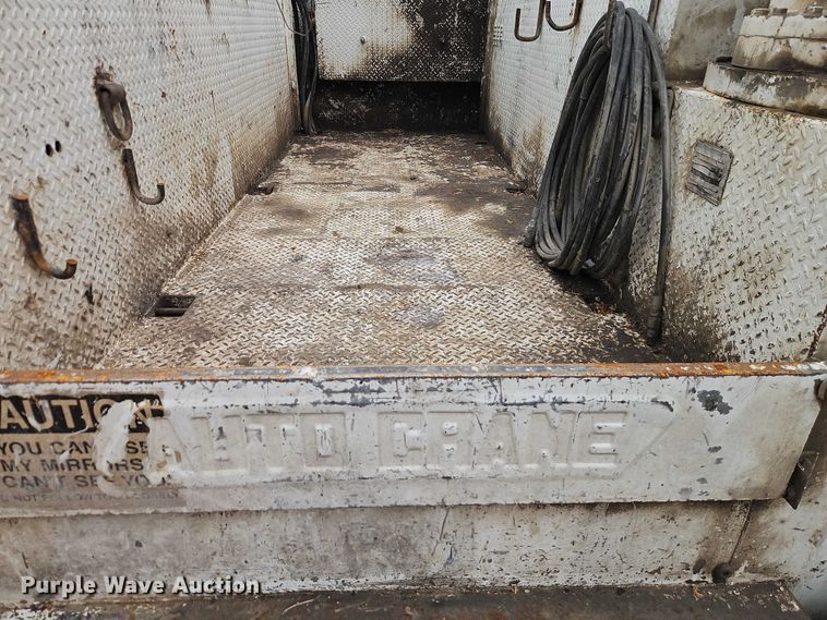 image for item EO7202 2001 Sterling Acterra utility / service truck