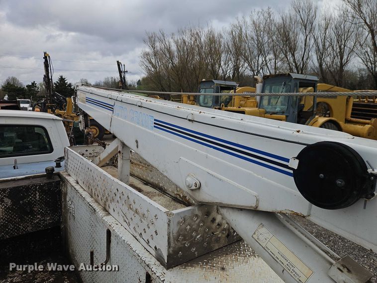 image for item EO7202 2001 Sterling Acterra utility / service truck