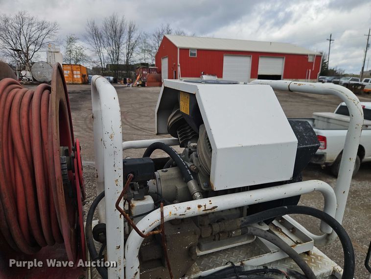 image for item EO7202 2001 Sterling Acterra utility / service truck