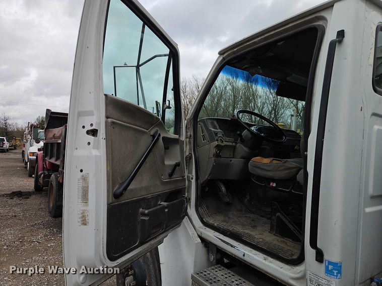 image for item EO7202 2001 Sterling Acterra utility / service truck