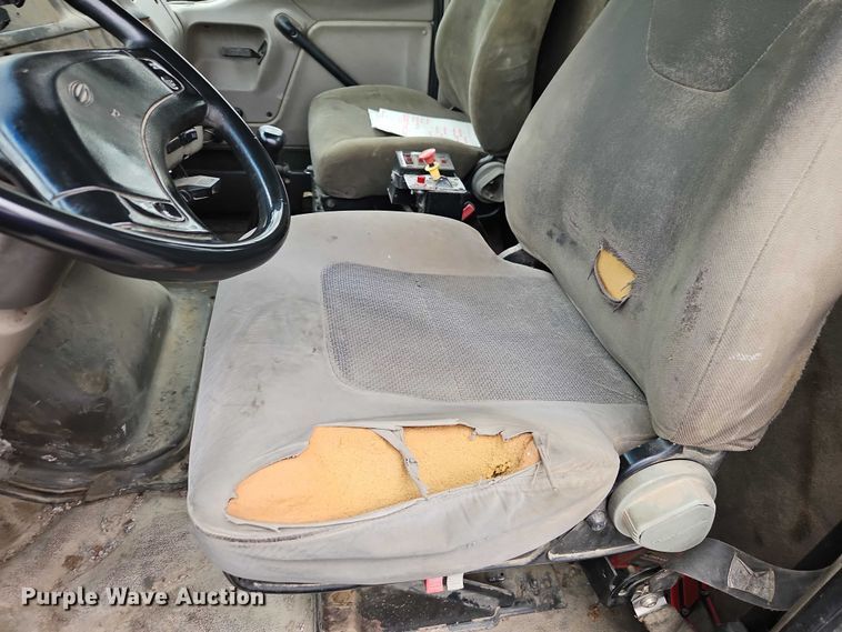 image for item EO7202 2001 Sterling Acterra utility / service truck