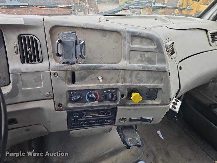 image for item EO7202 2001 Sterling Acterra utility / service truck