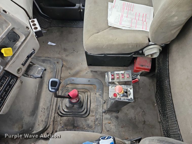 image for item EO7202 2001 Sterling Acterra utility / service truck