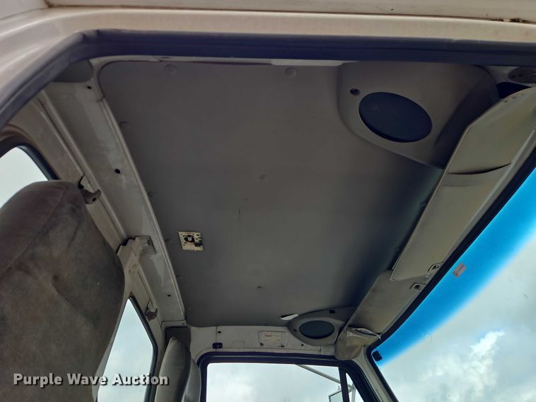 image for item EO7202 2001 Sterling Acterra utility / service truck