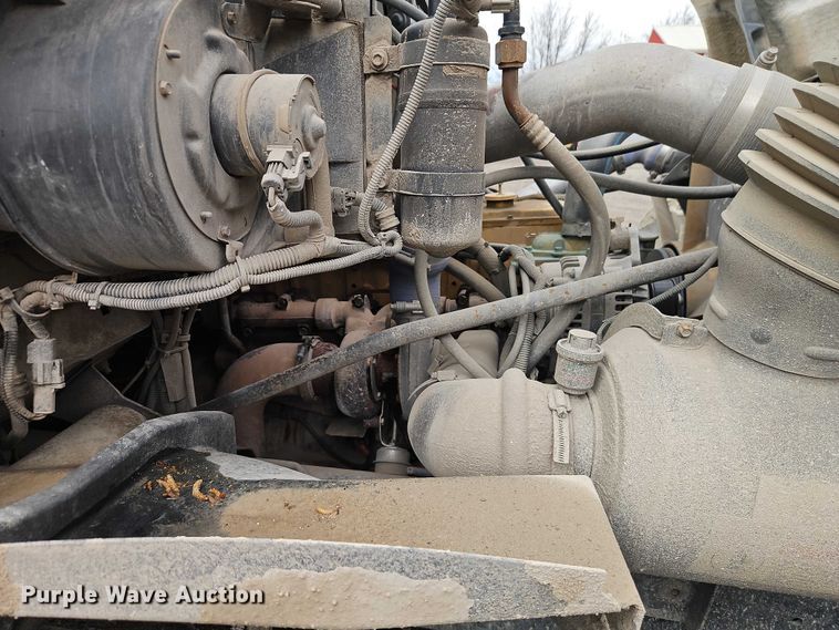 image for item EO7202 2001 Sterling Acterra utility / service truck