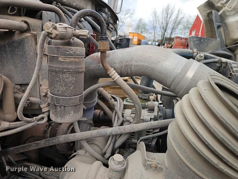 image for item EO7202 2001 Sterling Acterra utility / service truck