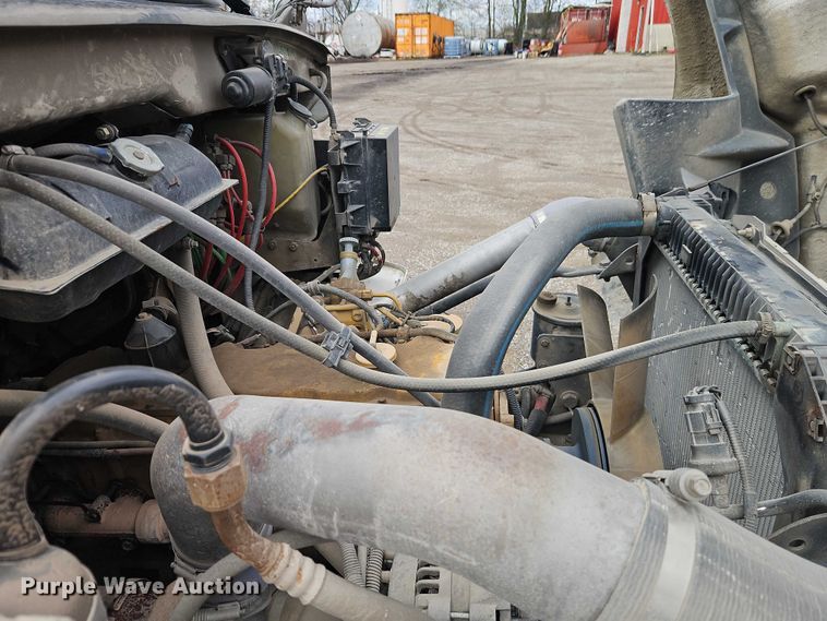 image for item EO7202 2001 Sterling Acterra utility / service truck