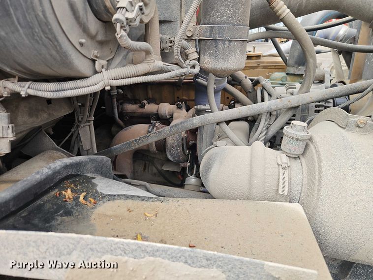 image for item EO7202 2001 Sterling Acterra utility / service truck