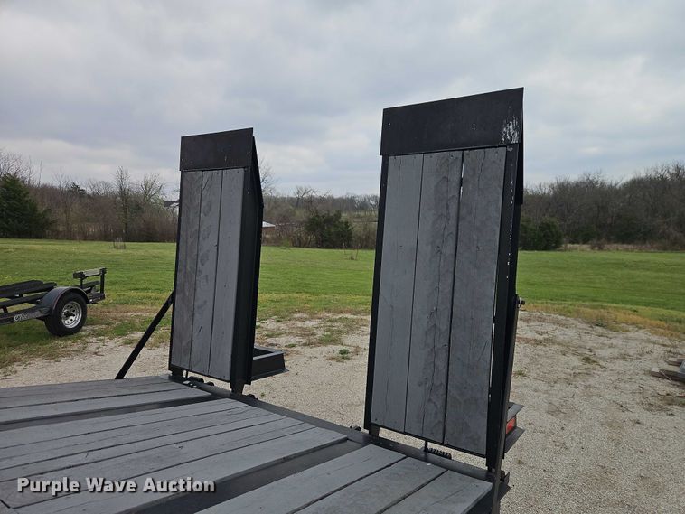 image for item EO7203 2019 Rampart PTD20 equipment trailer