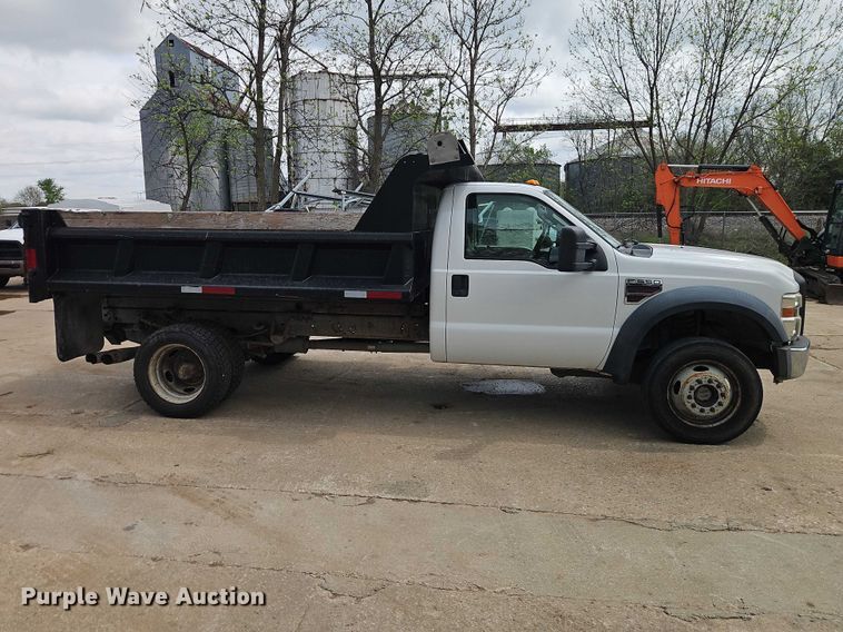 image for item EO7237 2008 Ford F550 Super Duty dump truck