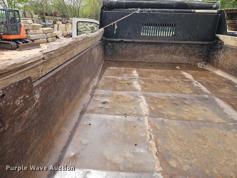 image for item EO7237 2008 Ford F550 Super Duty dump truck